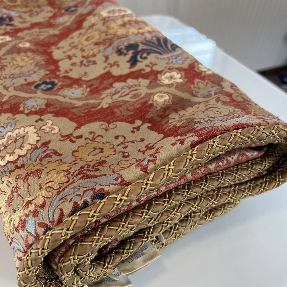 WATERFORD Linens 